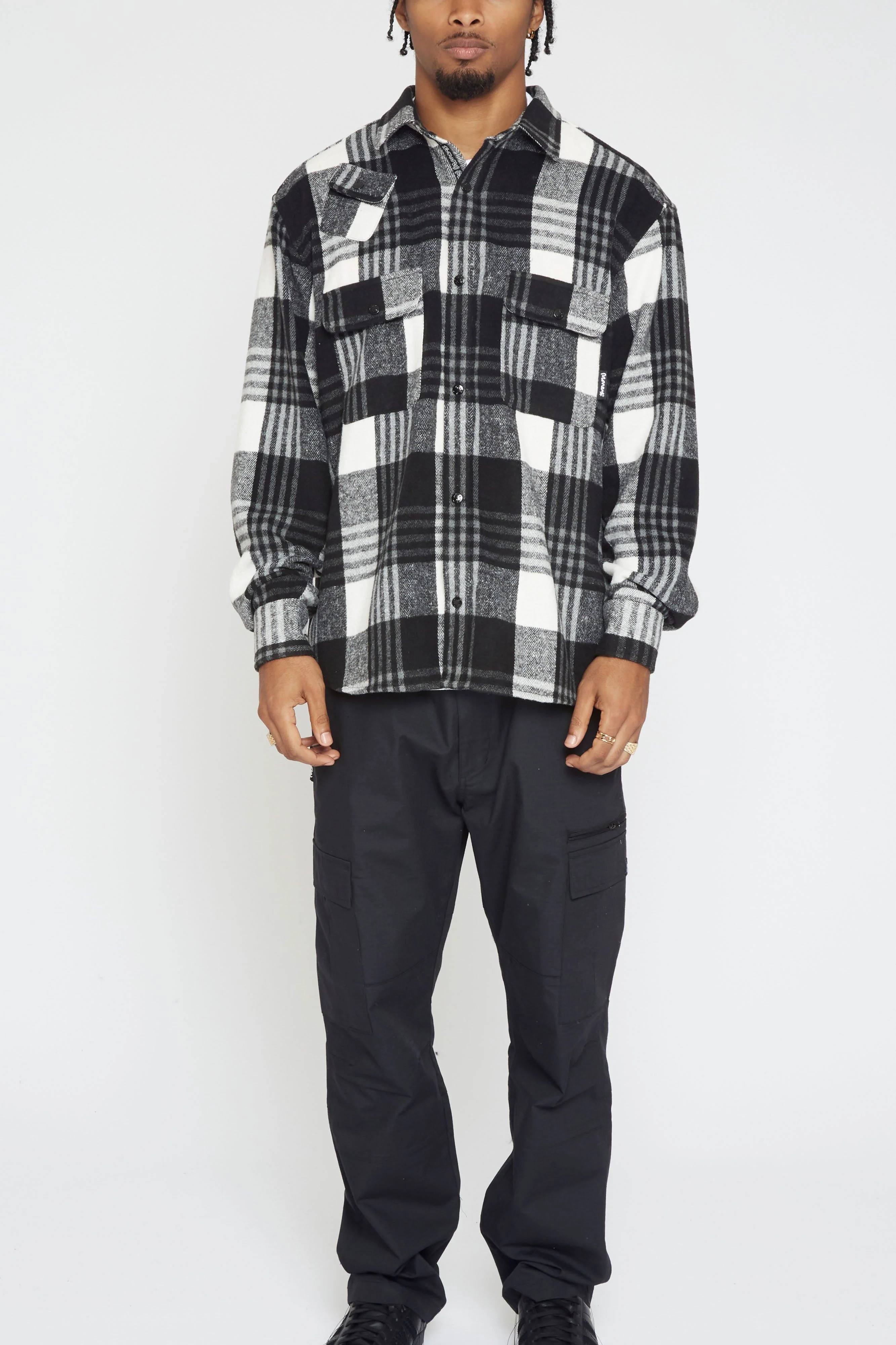 Action Cargo Pants Black - Image 3